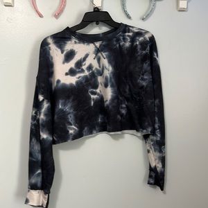 Women’s SHEIN cropped long sleeve